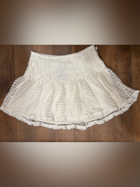 LoveShackFancy Dresses & Skirts - LoveShackFancy‎ Rubyanne Lace Mini Skirt